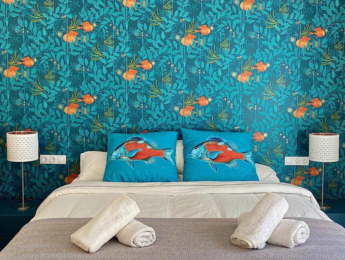 Abbott Apartment - 1 Min From The Beach - 100M2 - Sleeps 8 Sitges Exteriör bild