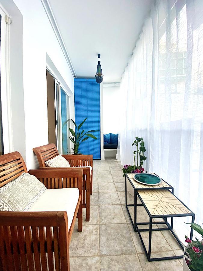 Abbott Apartment - 1 Min From The Beach - 100M2 - Sleeps 8 Sitges Exteriör bild