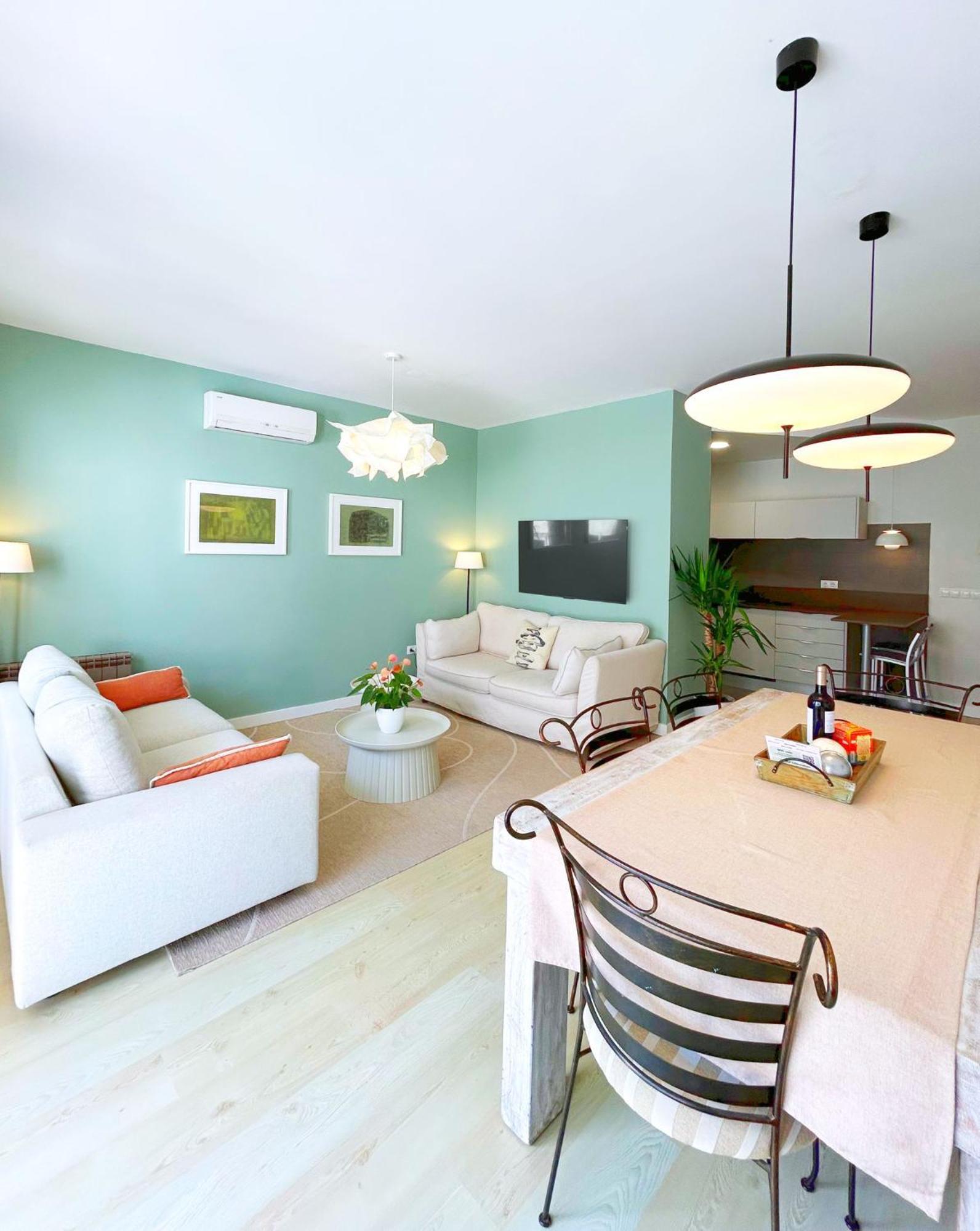 Abbott Apartment - 1 Min From The Beach - 100M2 - Sleeps 8 Sitges Exteriör bild